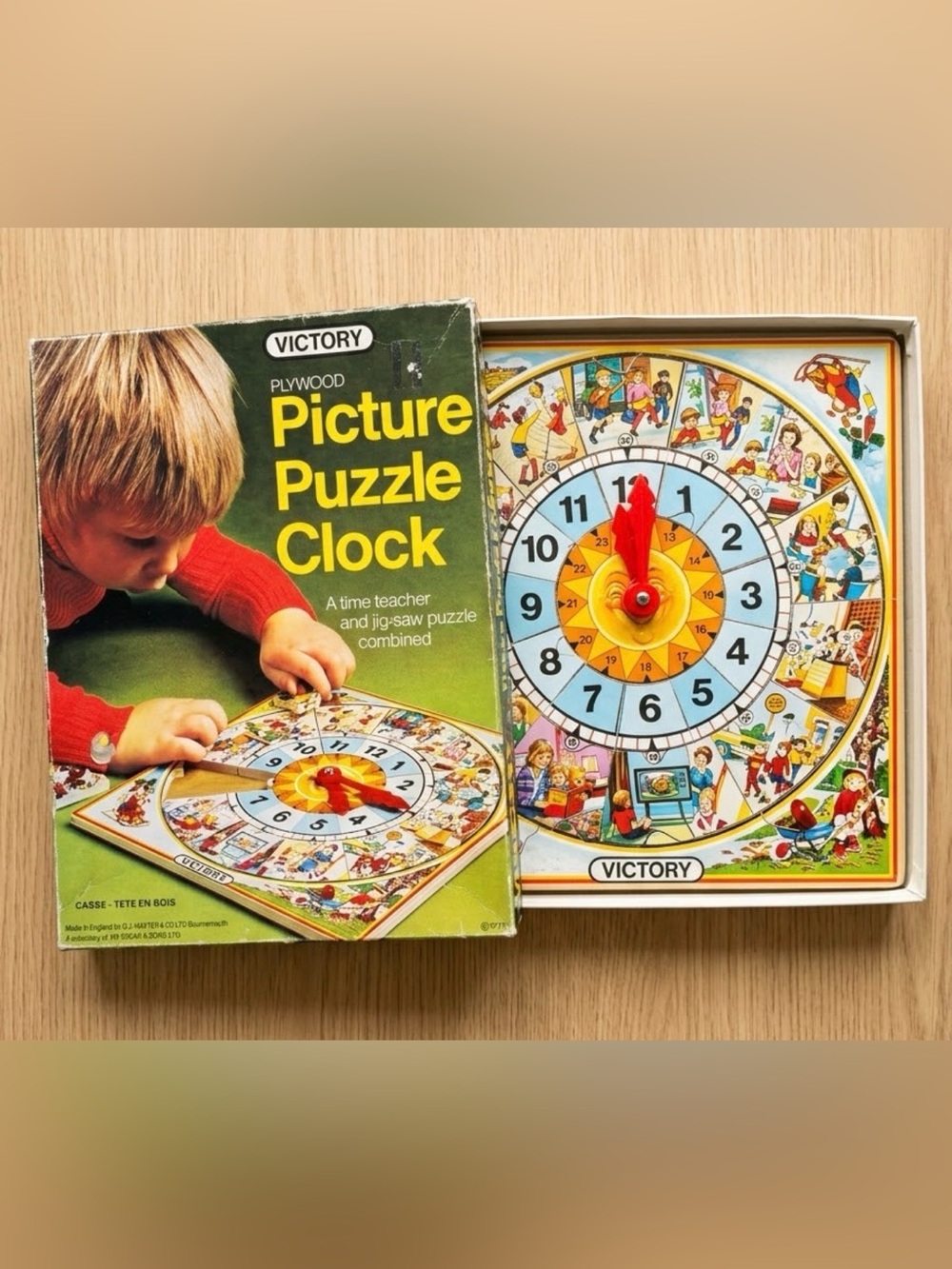 1977 Vintage Victory Plywood Picture Puzzle Clock